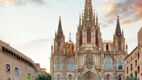 Kathedrale von Barcelona: Ticket ohne Anstehen + Geführte Vormittagstour + Frühstück