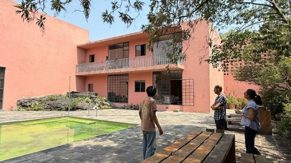 Casa Pedregal: Small Group Guided Tour