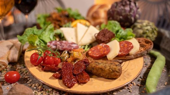 Enoteca dell'Etna: Iemu Spizzicannu Tasting