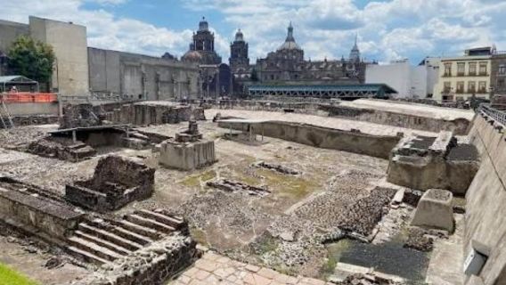 Bandar Lama Mexico Mendalam | Dataran Perlembagaan + Istana Negara + Kuil Agung + Istana Seni - Nikmati Persendirian Tanpa Risau