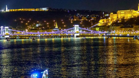 Budapest Pizza Cruise