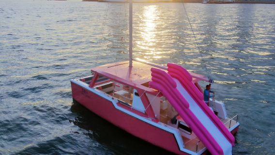 【三亞遊艇出海】包船/拼船｜潛水+海釣+水上摩托車+自駕體驗｜多款新艇特價｜私家遊艇派對｜佈置•生日•DJ轟趴