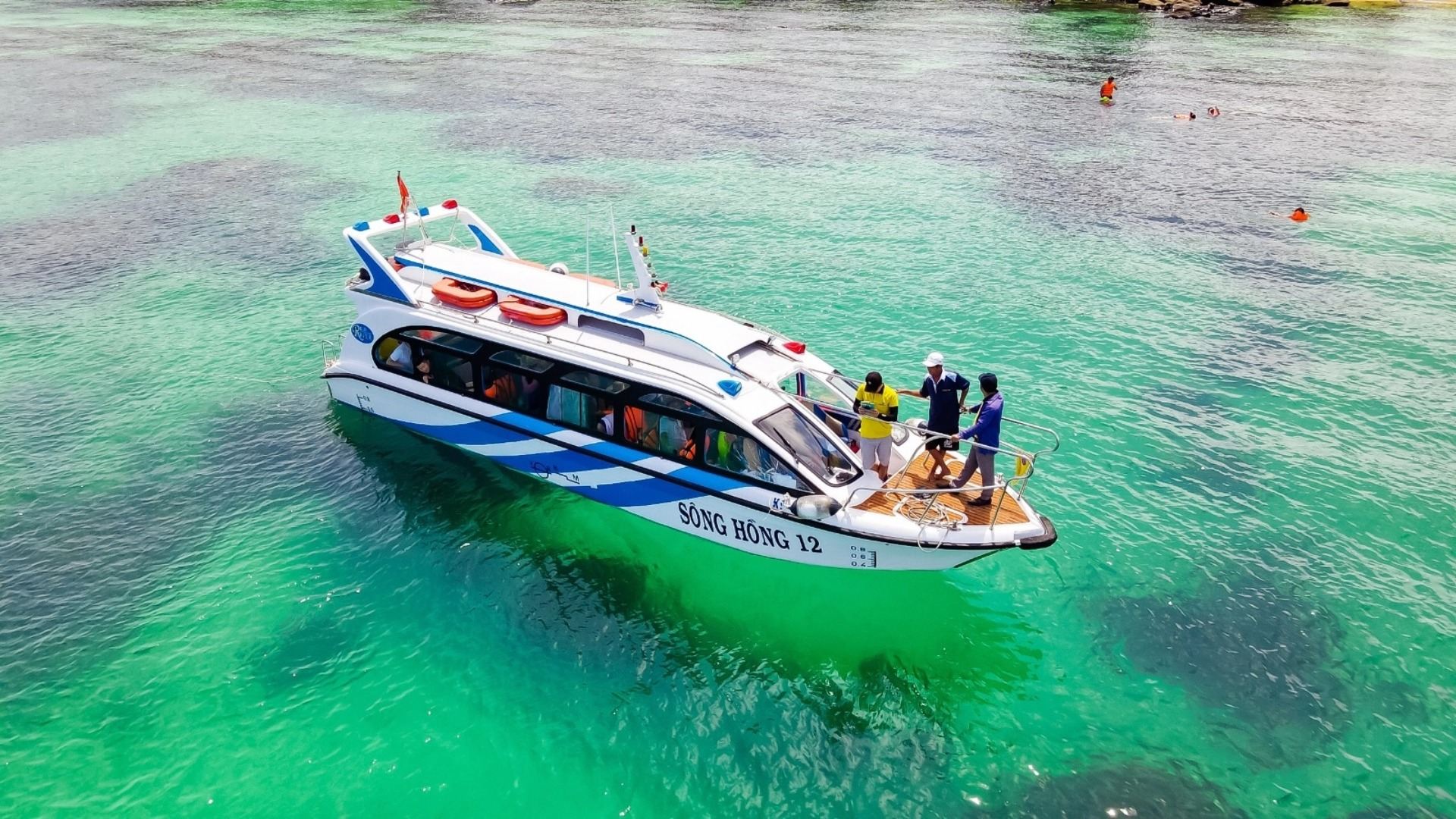 富國島快艇包船出海一日遊【浮潛/海釣/槳板/午餐/飯店接駁】