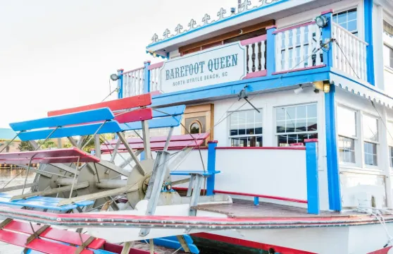 赤腳皇后號觀光郵輪