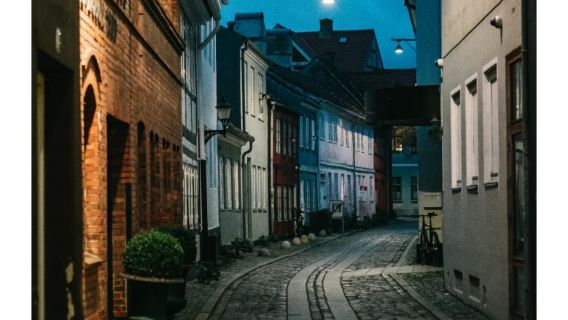 丹麥哥本哈根-歷史文化之旅-經典路線可多日包車【精選老司機】