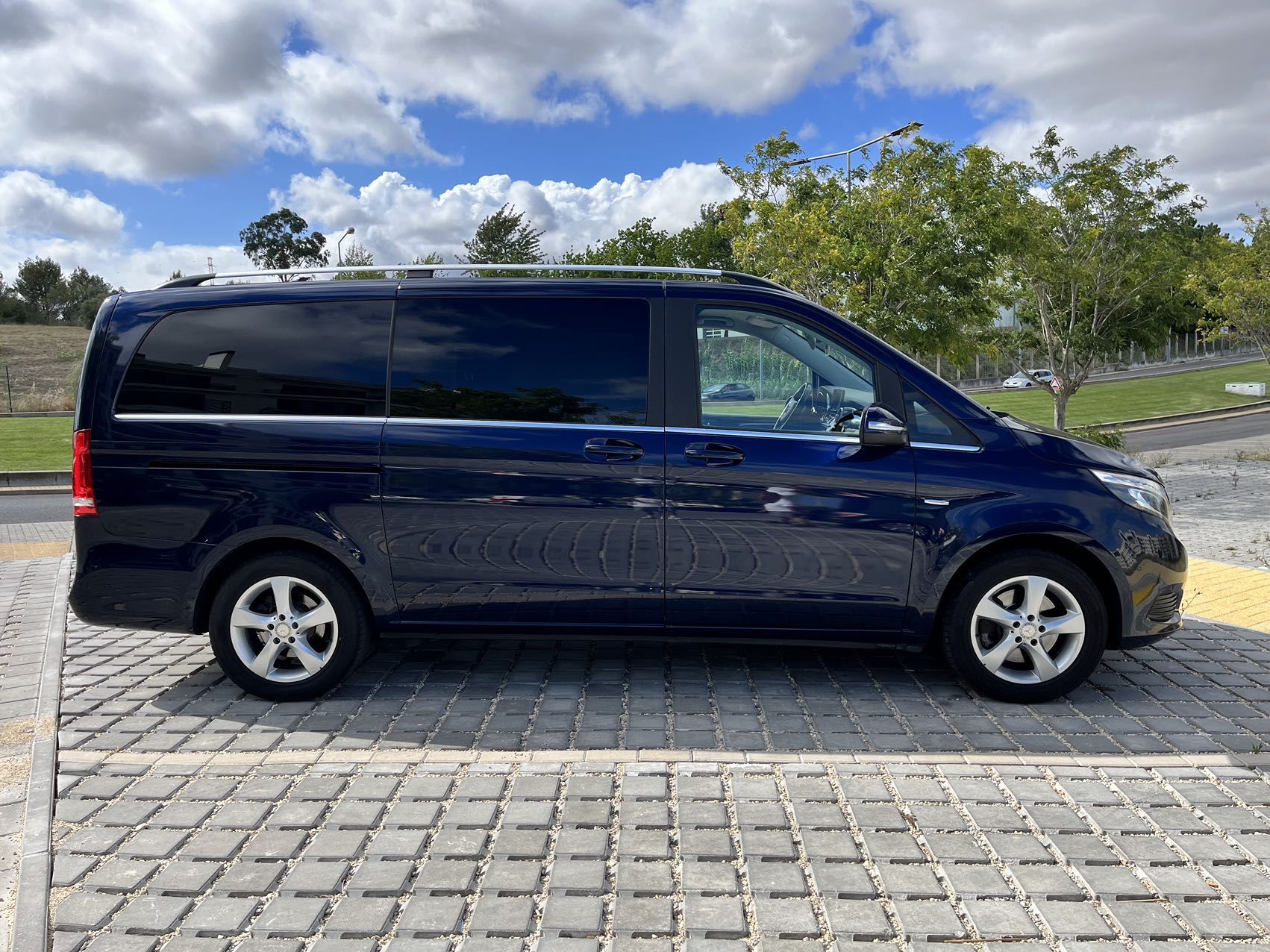 리스본 공항 픽업 서비스 (현지 중국인 운전기사가 안전하게 모십니다)