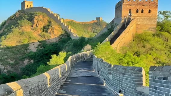 Excursion d'une journée à la Grande Muraille de Pékin Badaling (2 à 8 personnes), visite privée en français avec commentaires guidés, comprend le droit d'entrée à la Grande Muraille et le téléphérique.