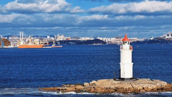 託卡列夫斯基燈塔+俄羅斯橋+伏羅西洛夫炮台+託比津納海角一日