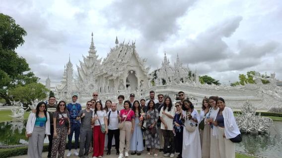 Chiang Mai: Chiang Rai Temples Day Trip with Hot Springs
