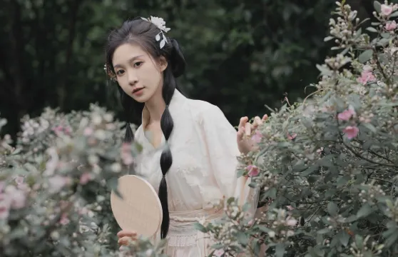 湖州Trip Moments【婚紗寫真/婚禮跟拍航拍街拍抓拍約拍/商業攝影攝像/翻譯】