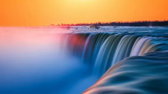one-day tour to Niagara Falls from Toronto, Canada (13-person)