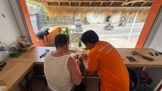 Bali: Clase de fabricación de joyas de plata en Canggu