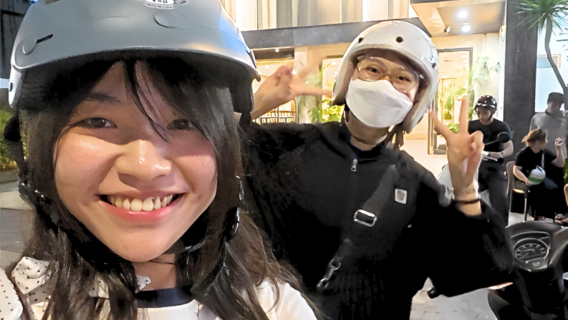 Da Nang Ao Dai Knight Night Tour: An Ao Dai Knight guide will take you to visit hidden places and experience a gourmet journey.