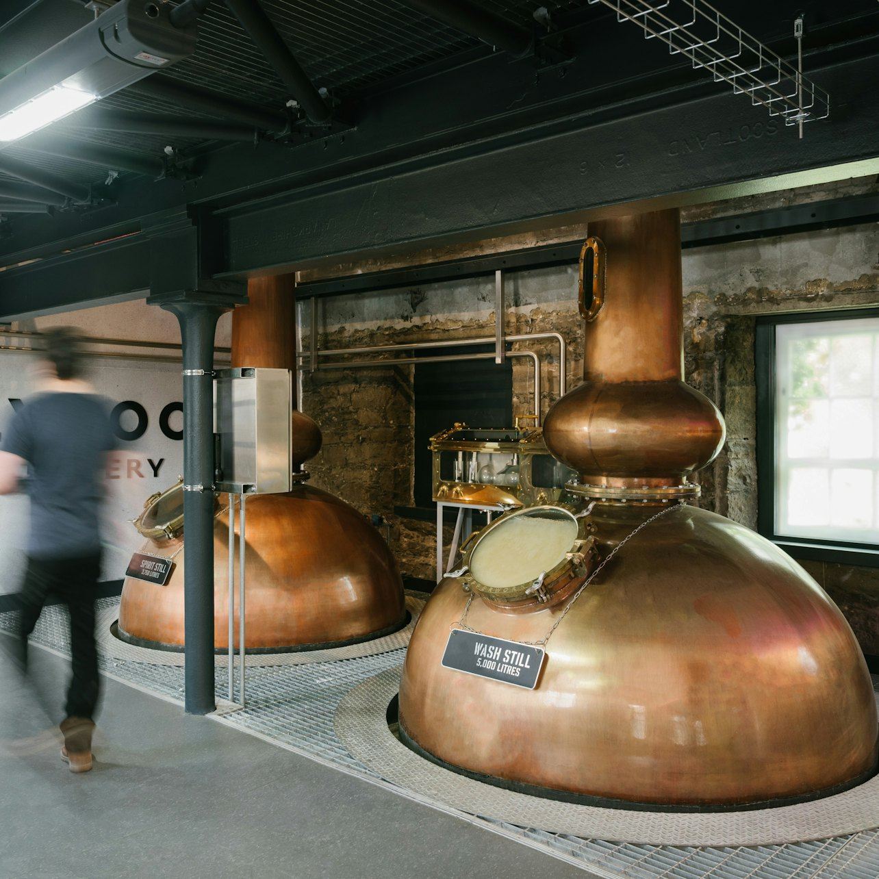 Distilleria Holyrood: tour guidato con degustazione di whisky e gin + drink di benvenuto
