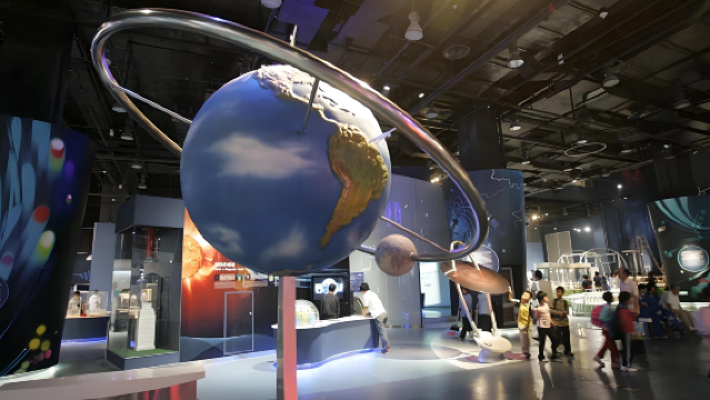 Tiket masuk pameran tetap + panduan lawatan untuk lawatan sehari di Muzium Sains dan Teknologi Shenzhen / Tarikh habis dijual juga boleh ditempah