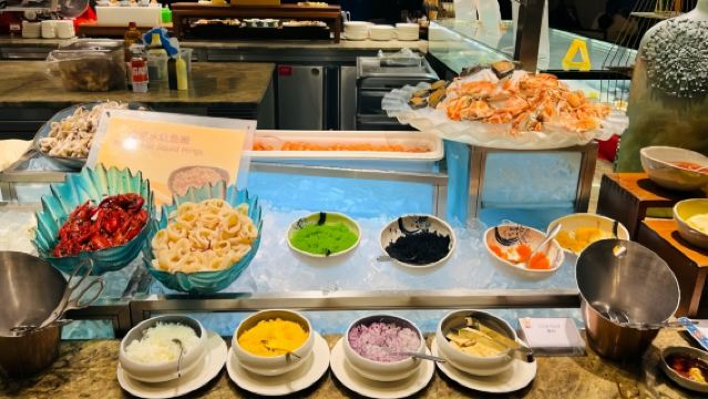 White Swan Hotel · Café Liufu