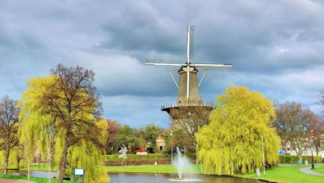 荷蘭阿姆斯特丹萊頓古城 + 豪達芝士小鎮中文包車一日遊