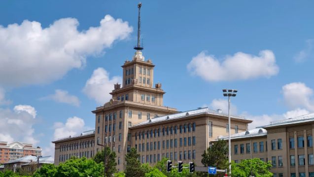 哈爾濱工業大學半日營【雙校區遊覽丨臥震蒼穹+航天館+博物館】