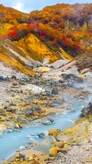 1-day tour in Noboribetsu, Hokkaido: Noboribetsu Jigokudani Valley + Cape Chikyu + Lake Shikotsu + Mount Usu + Bear Ranch