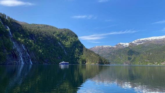 From Bergen: The Original Fjord Cruise to Mostraumen