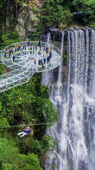 Guangzhou private day tour to Gu Long Xia, Gu Long Xia Glass Grand Canyon and Dongtian Xianjing