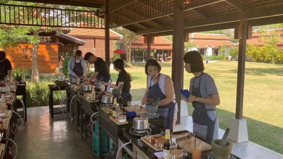 奶奶家庭烹飪學校【傳統泰北料理烹飪課程】