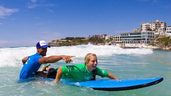 Halvdagstur med surfning på Bondi Beach i Sydney, Australien [Bondi Beach + surfning + professionell kurs + smågruppundervisning med max 5 personer]