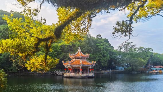 潮州出發|潮州古城牌坊+廣濟橋+龍湖古寨一日遊【純玩出行】