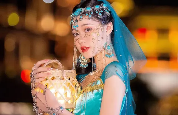 桂林Trip Moments【街拍抓拍航拍約拍跟拍婚拍攝影錄影/多語言翻譯】