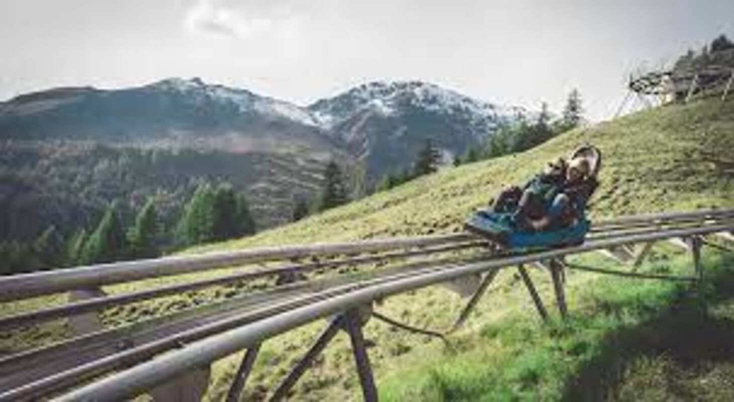 バクー：グバ、キャンディケーン、シャフダグリゾートツアー