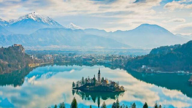 Ljubljana and Bled Lake - small group - day tour from Zagreb