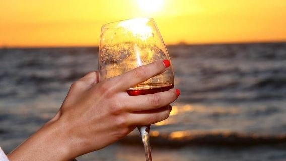 Cairo: crociera al tramonto sul Nilo con cena, spettacolo e trasferimento facoltativo