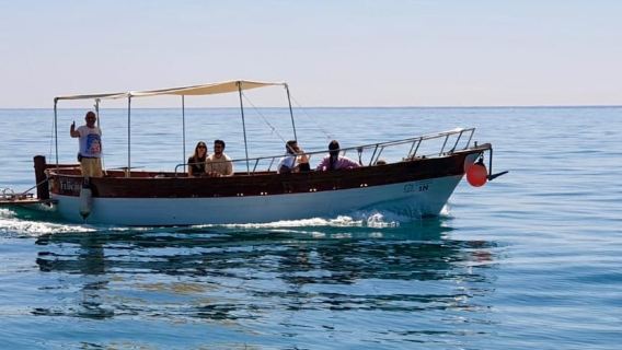 Bootsfahrt und Schwimmen in der Blauen Grotte in Sperlonga