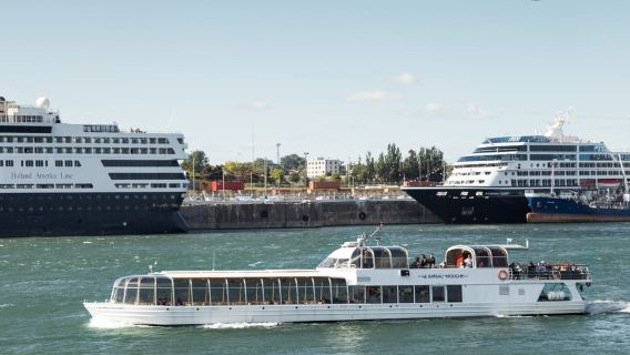 Montreal: Le Bateau-Mouche St. Lawrence Sightseeing Cruise
