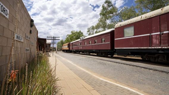 Alice Springs: tour del Red Centre con tè mattutino