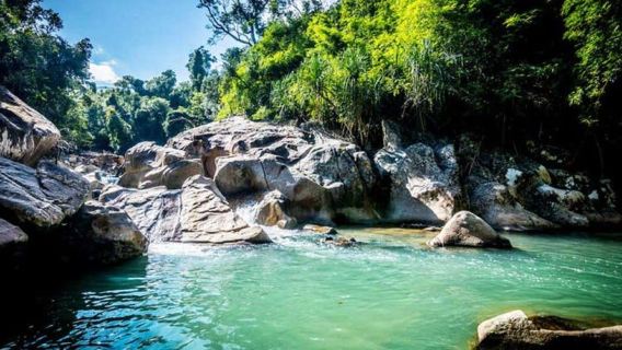 Ab Nha Trang: Halbtagestour zum Ba Ho Wasserfall VIP
