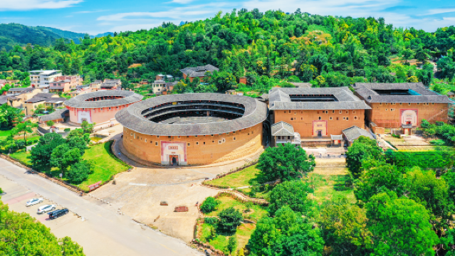 永定土樓王景區+南靖雲水謠景區一日遊1-8人VIP小團連玩