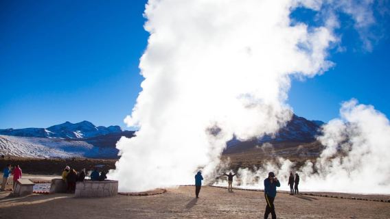 San Pedro de Atacama: El Tatio Geysers Tour
