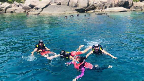 Esperienza di snorkeling di un'intera giornata all'isola Cham – Partenza da Da Nang o Hoi An (senza sosta al villaggio di pescatori)
