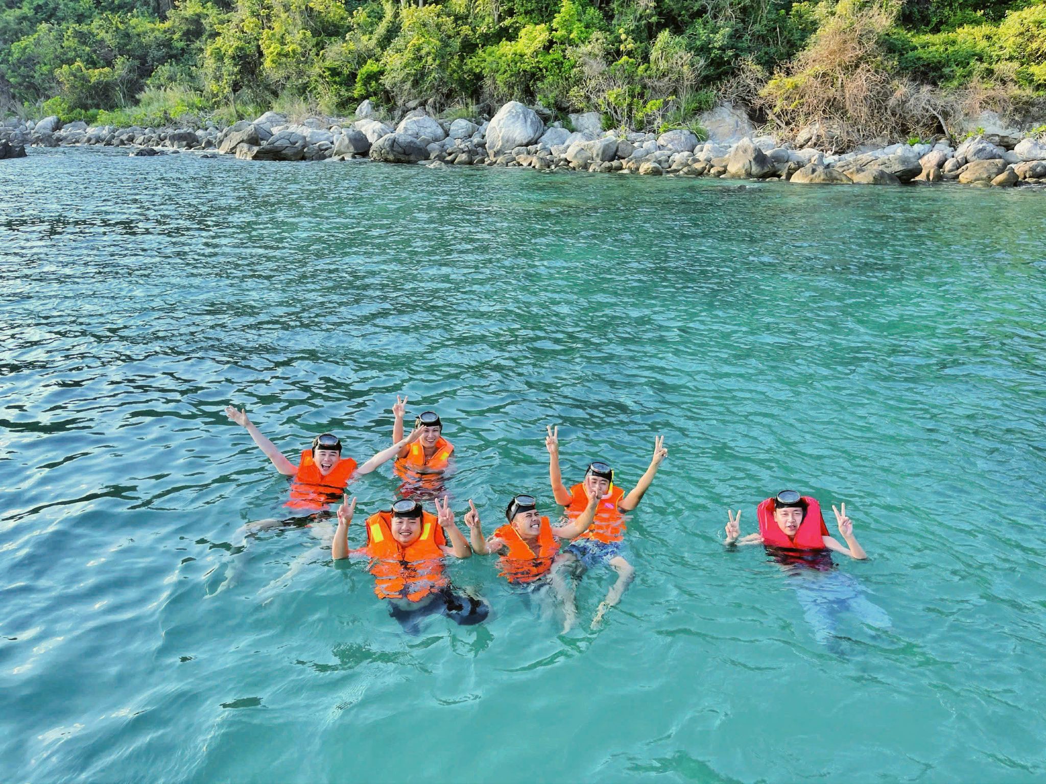 Cham Island Day Tour with Snorkeling, Optional Scuba Diving and Spa – From Da Nang/ Hoi An