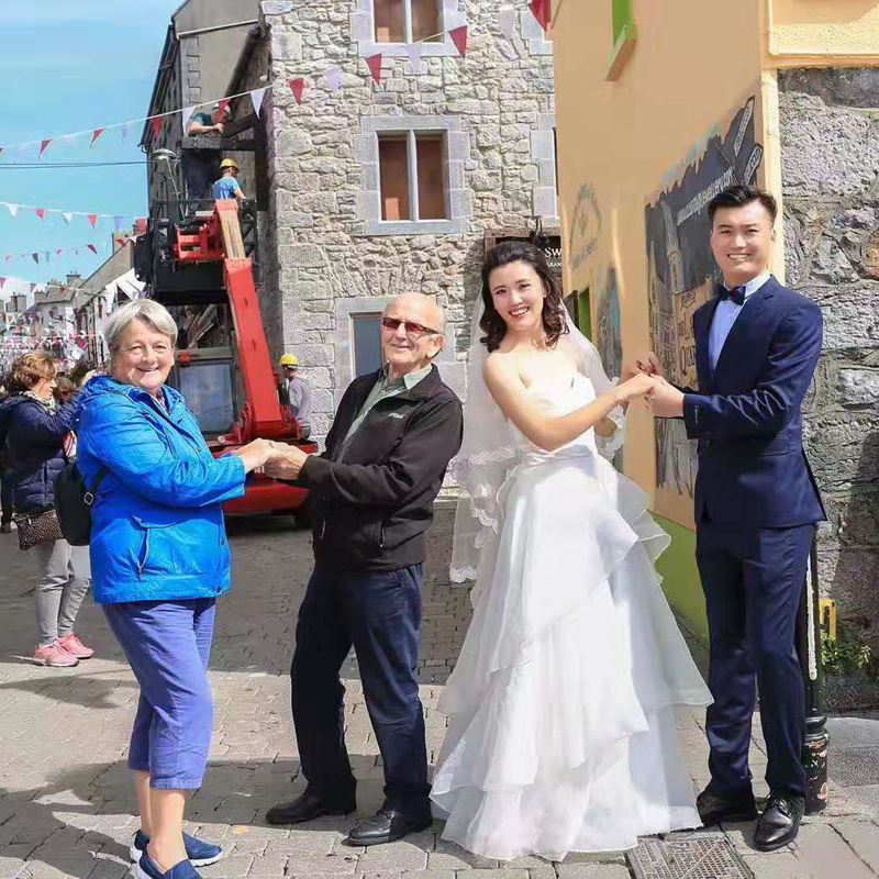 Penggambaran perjalanan di Dublin, Ireland[Fotografi Perjalanan Global Ireland Dublin, Fotografi Perkahwinan di Cliffs of Moher, Fotografi Perjalanan dan Penggambaran]