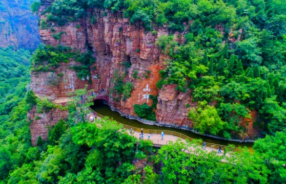 紅旗渠+紅旗渠紀念館+紅旗渠青年洞【包括門票、2-8人小團】