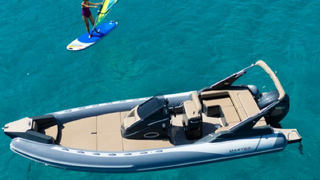 Mondello & Isola delle Femmine: Boat Tour from Palermo + Snacks & Drink