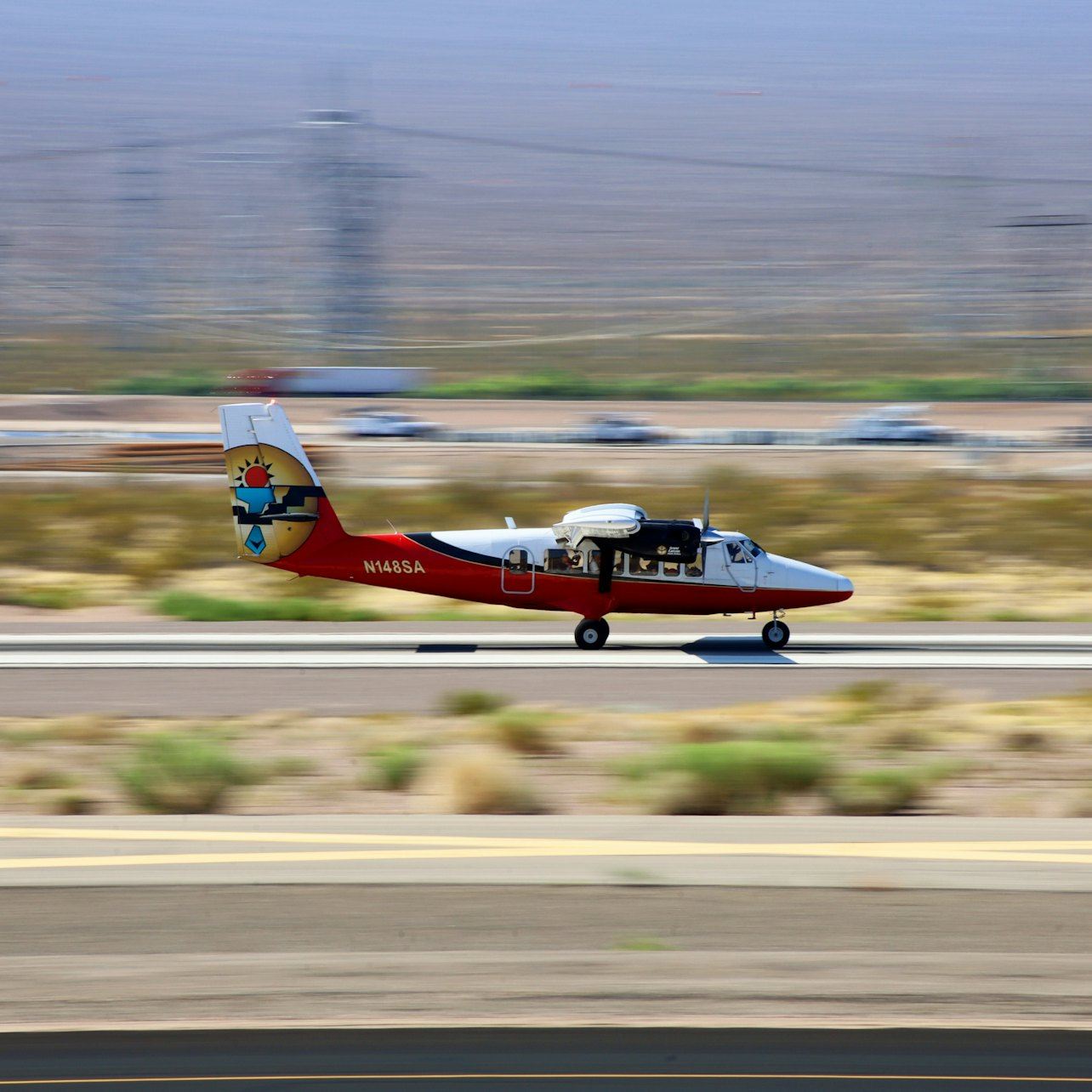 Grand Canyon Highlights: Roundtrip Flight from Las Vegas