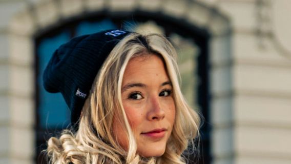 Madrid: Professional Photoshoot at the Royal Palace