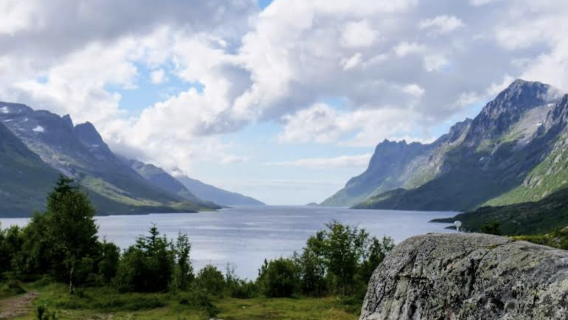 挪威特羅姆瑟-塞尼亞島-索瑪若伊島【包車-跟團詢客服】