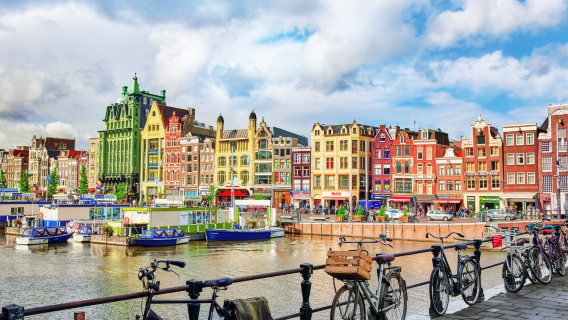 Rijksmuseum + Damrak + Heineken Experience + Bols Cocktail Experience