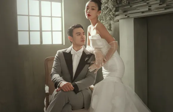 玉屏Trip Moments【一對一約拍跟拍婚拍街拍抓拍航拍攝影攝像/多語言翻譯】