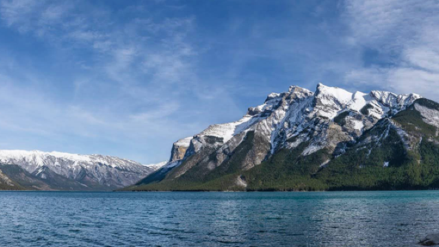 加拿大卡爾加里班夫小鎮-冰原大道可定制【中文專車-愜意舒適】