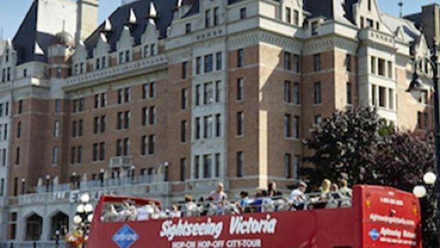 Victoria: 24 or 48-hour Hop-on Hop-off Sightseeing Tour